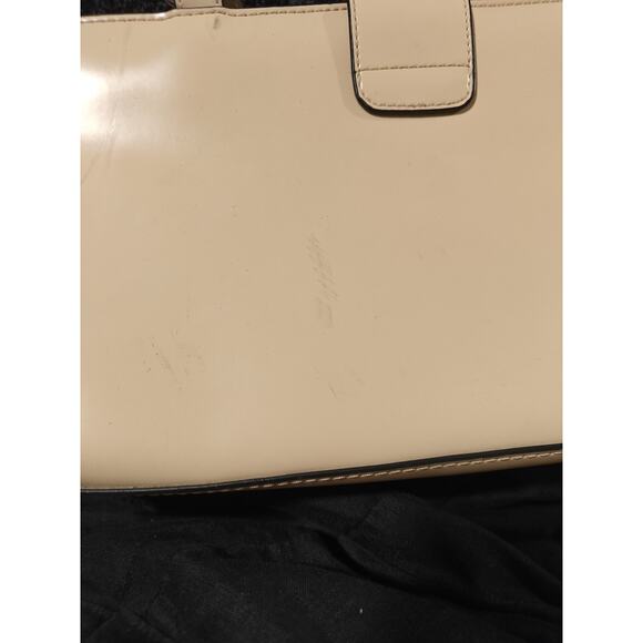 Guess Vintage Purse Handbag Tan Vegan Leather Top Handle Buckle Baguette Y2K - Picture 9 of 11